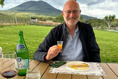 Pompeii: Horse Riding on Mt Vesuvius w Wine Tasting & Dinner