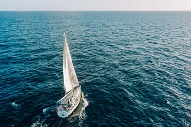 Tenerife: Sejlbådstur med mad og snorkling