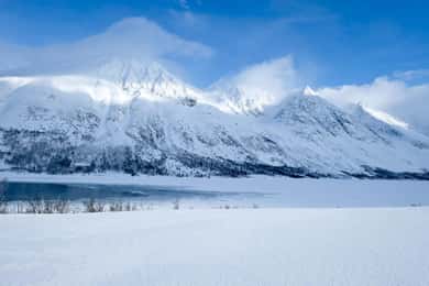 Tromsø: Fjords, Mountains and City Highlights Day Tour