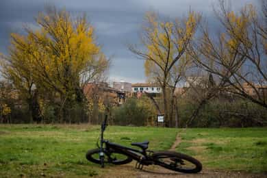 Ponte Nomentano i Città Giardino: e-rowery w rezerwacie rzeki Aniene