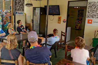 Medellín: Tour pela história local da Comuna 13 com grafite e lanche