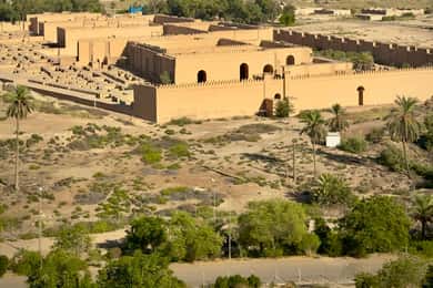 Babylon: Ancient City Highlights Walking Tour