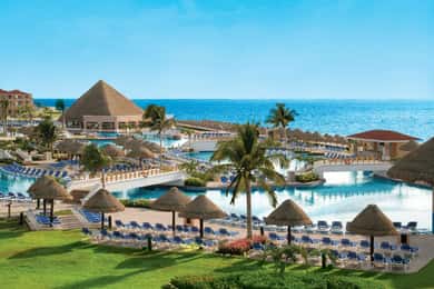 Prywatny transfer z lotniska CUN do Moon Palace Sunrise Cancun