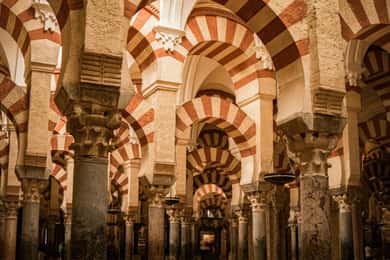 Cordoba: Mosque-Cathedral and Jewish Quarter Guided Tour