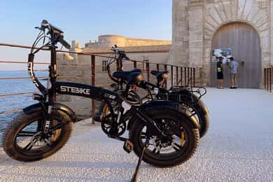 Ortigia E-bike tour and aperitif at sunset