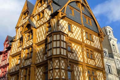 Angers: discovering the historic center