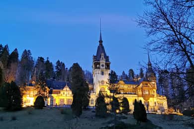 From Bucharest: Private Day Tour to Peles and Bran Castles