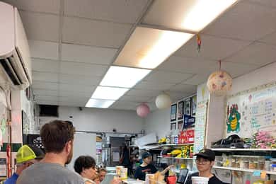 Taste of NYC: Manhattan Chinatown & Little Italy Food Tour