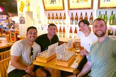 京都伏見酒蔵見学ツアー - 2時間半で18種類の酒を試飲