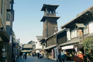 Shinjuku to Kawagoe: Tour with food Tasting & Photo Session