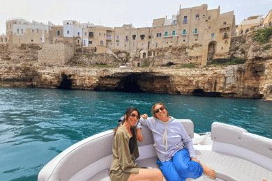 Polignano: Private boat tour to caves with swim and aperitif