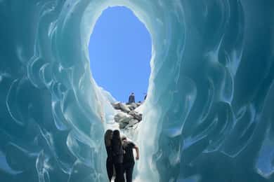 Queenstown: Tasman Glacier Helihike with Flight Transfers