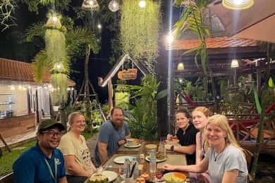 Visite culinaire et cirque Phare avec transferts en tuk-tuk