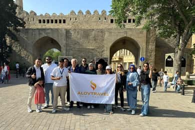 Baku: Old City Guided Walking Tour