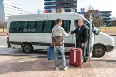 Lissabon: Privat lufthavnstransport og krydstogtshavn