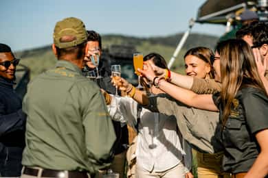 Serengeti: Ballonsafari und Buschfrühstück