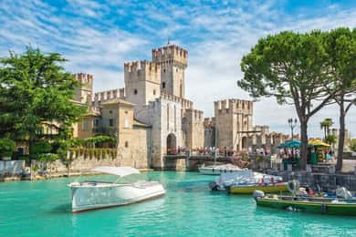 Från Verona: Sirmione, Gardasjön med båt och Spritz-provning