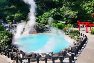 From Fukuoka: Nyoirinji Temple, Beppu Hells and Yufuin