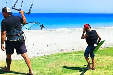 Rhodes: Kitesurf Beginner Course Private Lesson