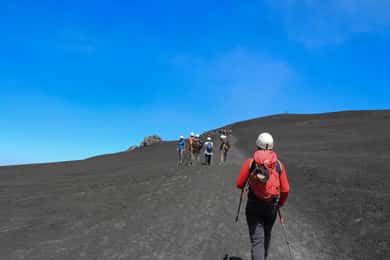 Etna Sud: Trekking at High Altitude