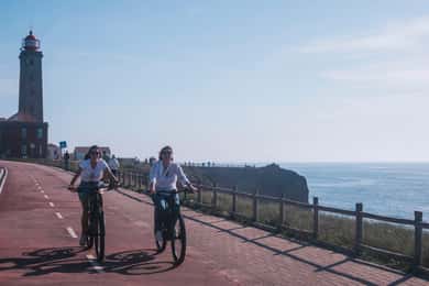 Atlantic Coast E-bike and Glass Museum tour