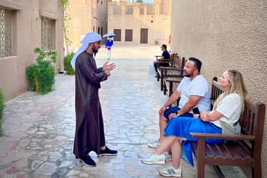 Tur privat în orașul vechi din Dubai, mâncare de stradă, barcă și muzee