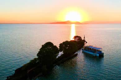 Magnetic Island: Sonnenuntergang & Schiffswrack-Kreuzfahrt