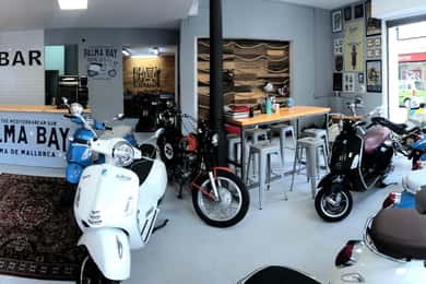 Mallorca: Explore Mallorca Island with Iconic Vespa Scooter