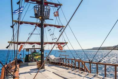 Kardamaina: cruise naar 2 eilanden naar St. Antonios en Yali met barbecue