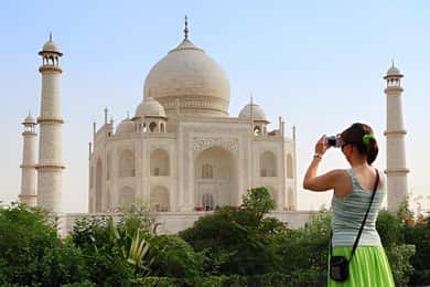 De Deli: Viagem de 1 dia ao Taj Mahal no comboio de alta velocidade Gatimaan
