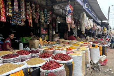 Bangalore: Foodie Tour, Local Market, & Mystery Nandi Temple