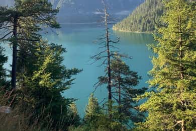 Ehrwald: Hiking Tour into breath taking Nature