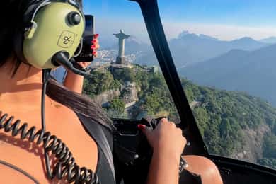 Rio de Janeiro: Helicopter Tour of Christ the Redeemer
