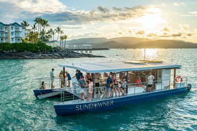 Airlie Beach Crucero de 2 horas al atardecer con vino espumoso