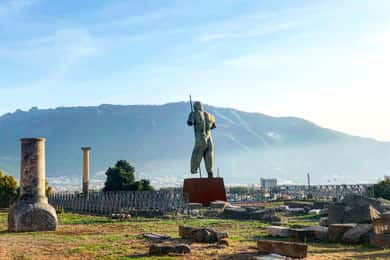 Naples: Pompeii Archeology Park Tour & Skip-the-Line Entry
