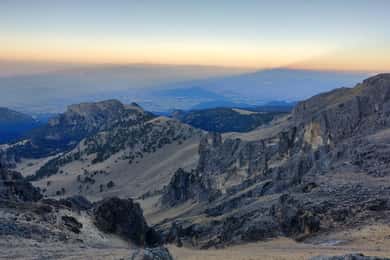 Iztaccihuatl Hiking Tour: Volcano Trek and Amecameca (12h)