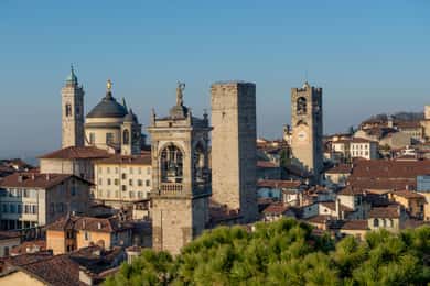 Bergamo: 2-hour Best Intro Walking Tour with a Local