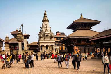 Bhaktapur: Excursión de un día a Bhaktapur y Namobudhha desde Katmandú