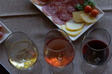 Castiglion Fiorentino: Wine Flight & Charcuterie Board