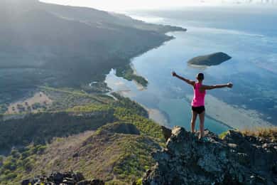Mauritius: Le Morne: Intimate Hike Away from the Crowd