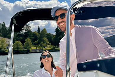 Lake Como: 1 hour boat rental without a license