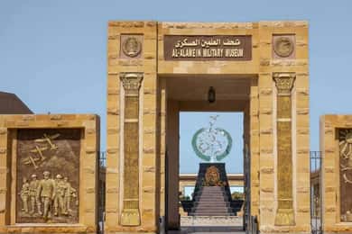 Från Alexandrias hamn: El Alamein andra världskrigets platser och museum med lunch