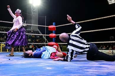 Cholitas Wrestling: Cholitas Show at Rink