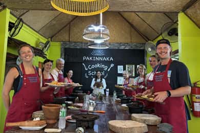 Aula de culinária tailandesa e passeio pelo mercado com o Chef da série Amazon Prime.