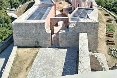 Zagreb: Cemitério Mirogoj e Castelo Medvedgrad