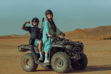 Marrakech: excursión en quad y paseo en camello por el desierto de Agafay con cena y espectáculo