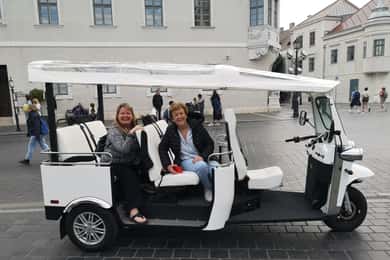Budapest: Sightseeingtour mit dem Elektro-Tuktuk