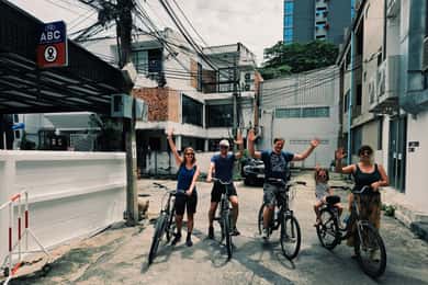 Lawatan Berbasikal Seharian Bangkok dengan Pemindahan Bot dan Makan Tengahari