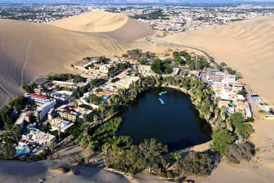 Da Lima: Ica e Nazca Huacachina + Vini + Sorvolo
