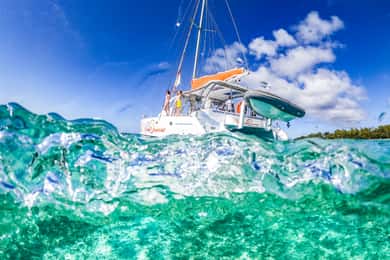 Mauritius: Full-Day Catamaran Cruise to the Northern Isles